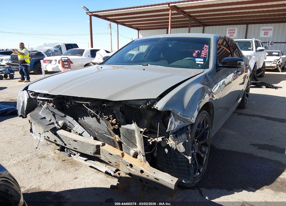 2019 CHRYSLER 300 TOURING VIN: 2C3CCAAG8KH614190