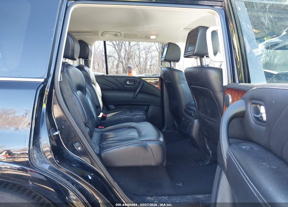 2015 INFINITI QX80 VIN: JN8AZ2NE1F9086888