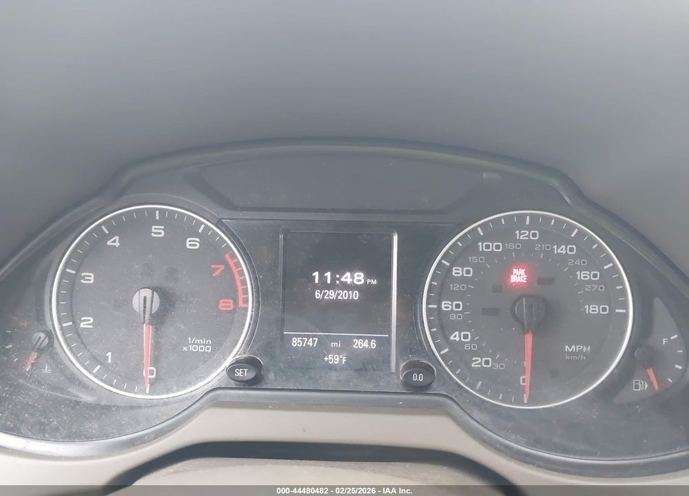 2011 AUDI Q5 2.0T PREMIUM VIN: WA1LFAFP4BA016456