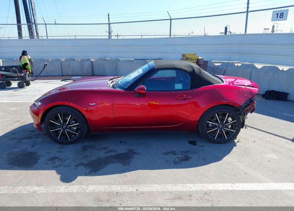2025 MAZDA MX-5 MIATA GRAND TOURING VIN: JM1NDAD70S0654300