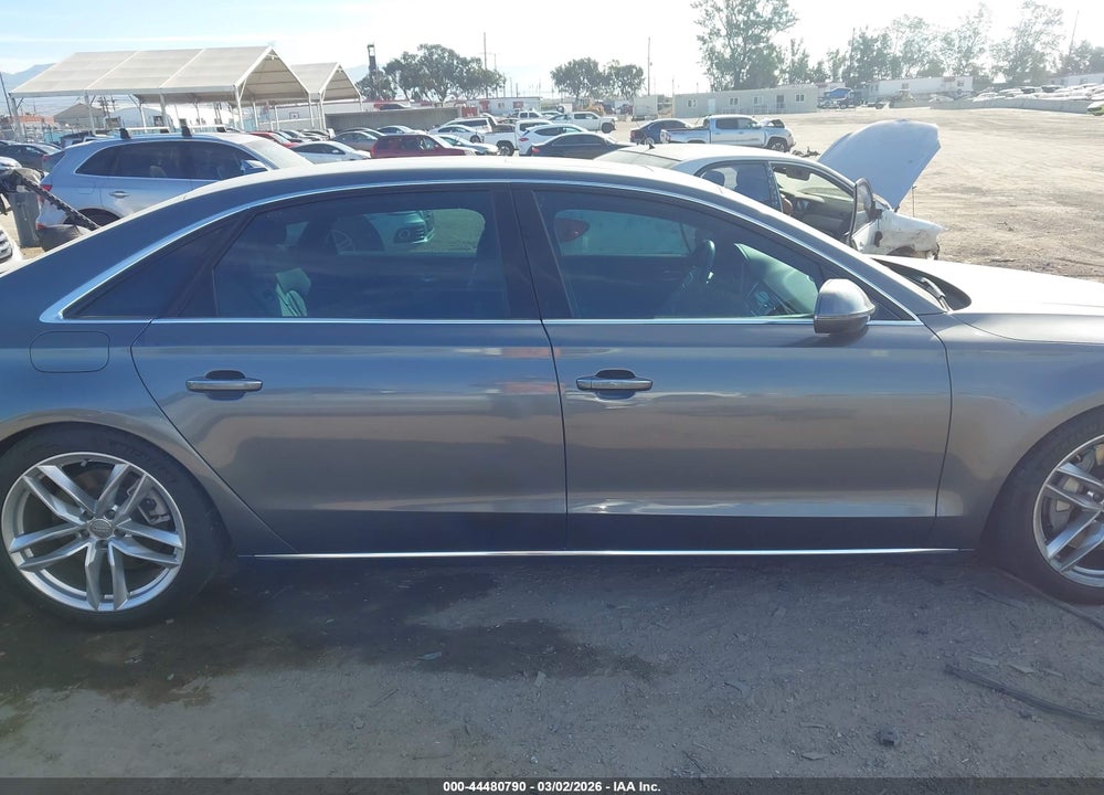 2015 AUDI A8 L 3.0T VIN: WAU3GAFD5FN008922