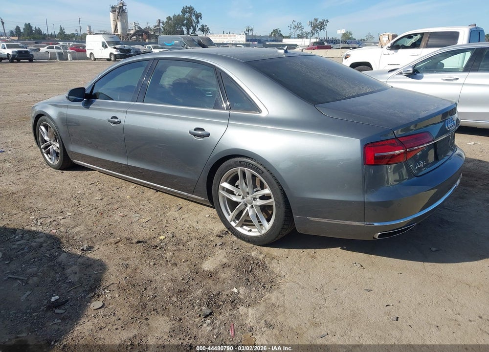 2015 AUDI A8 L 3.0T VIN: WAU3GAFD5FN008922