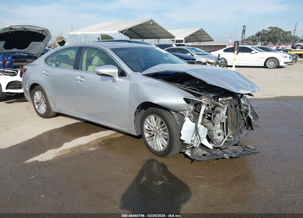 2013 LEXUS ES 350 VIN: JTHBK1GG1D2015899