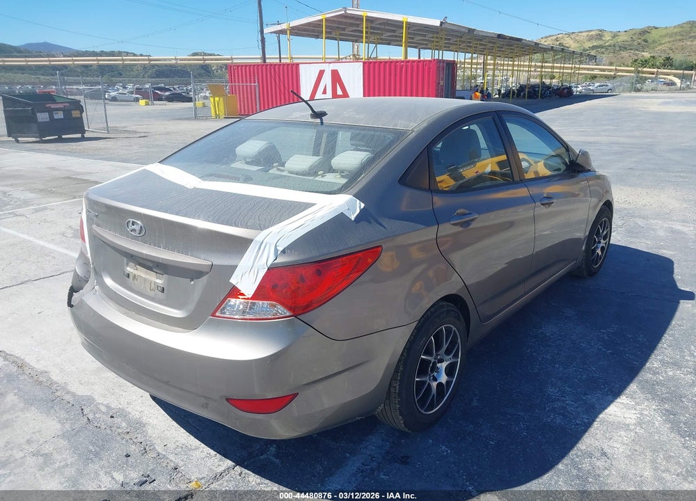 2013 HYUNDAI ACCENT GLS VIN: KMHCT4AE8DU398042