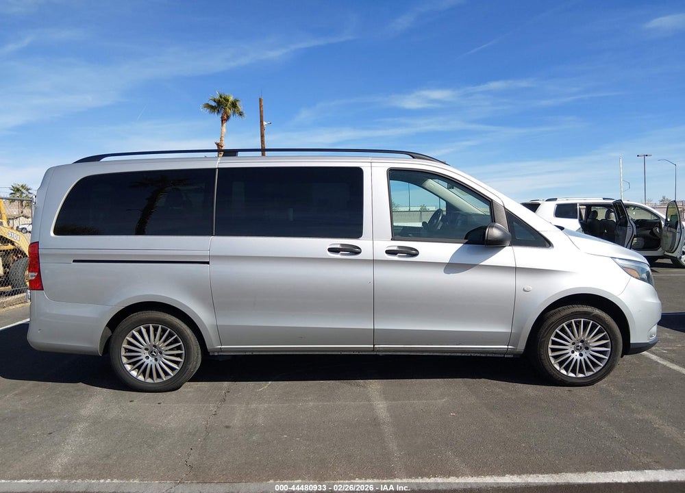 2019 MERCEDES-BENZ METRIS VIN: WD4PG2EE7K3573320