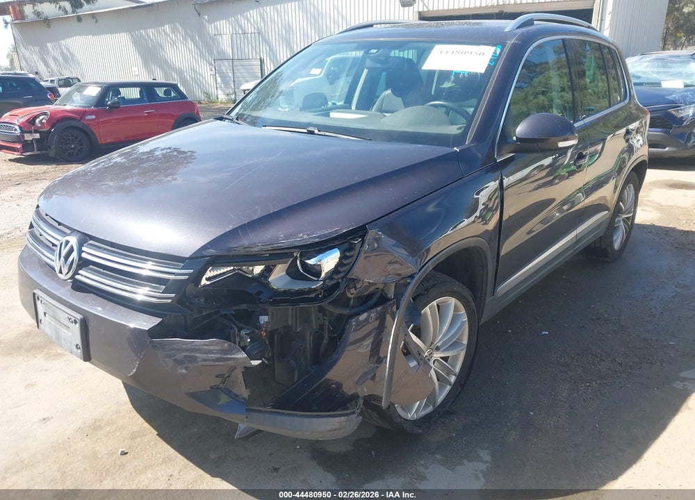 2016 VOLKSWAGEN TIGUAN SE VIN: WVGAV7AX1GW522343