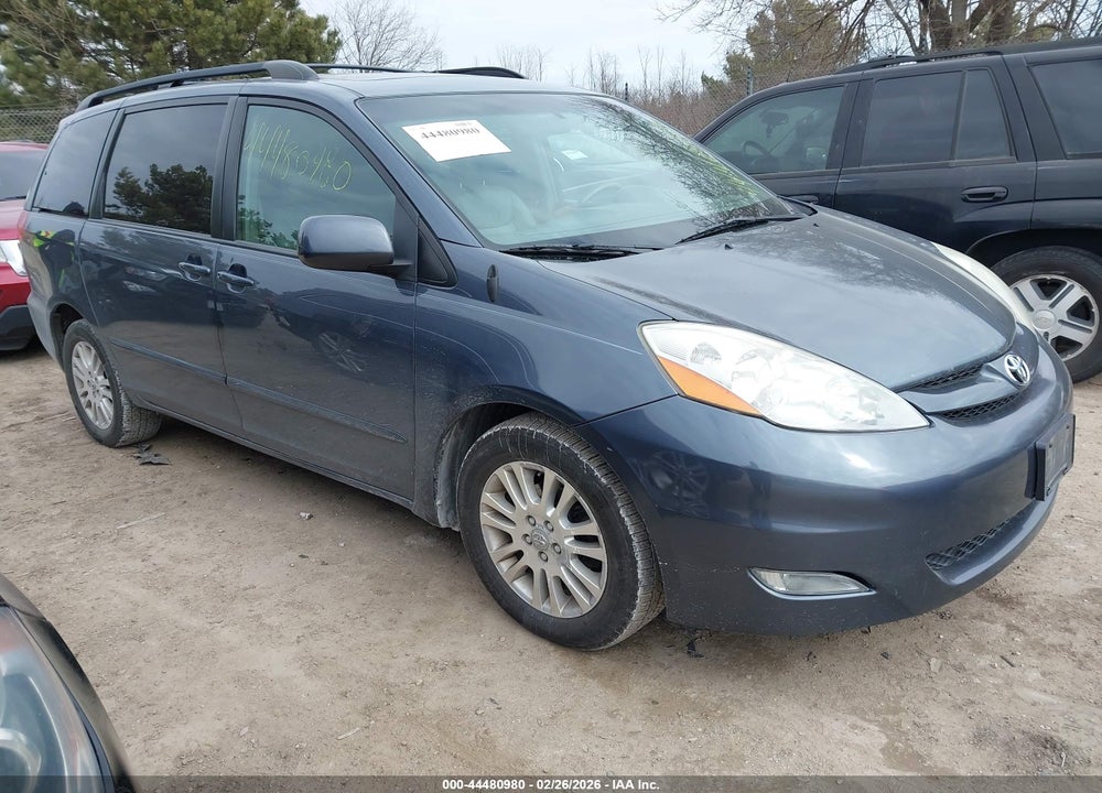 2008 TOYOTA SIENNA XLE VIN: 5TDZK22C08S130700