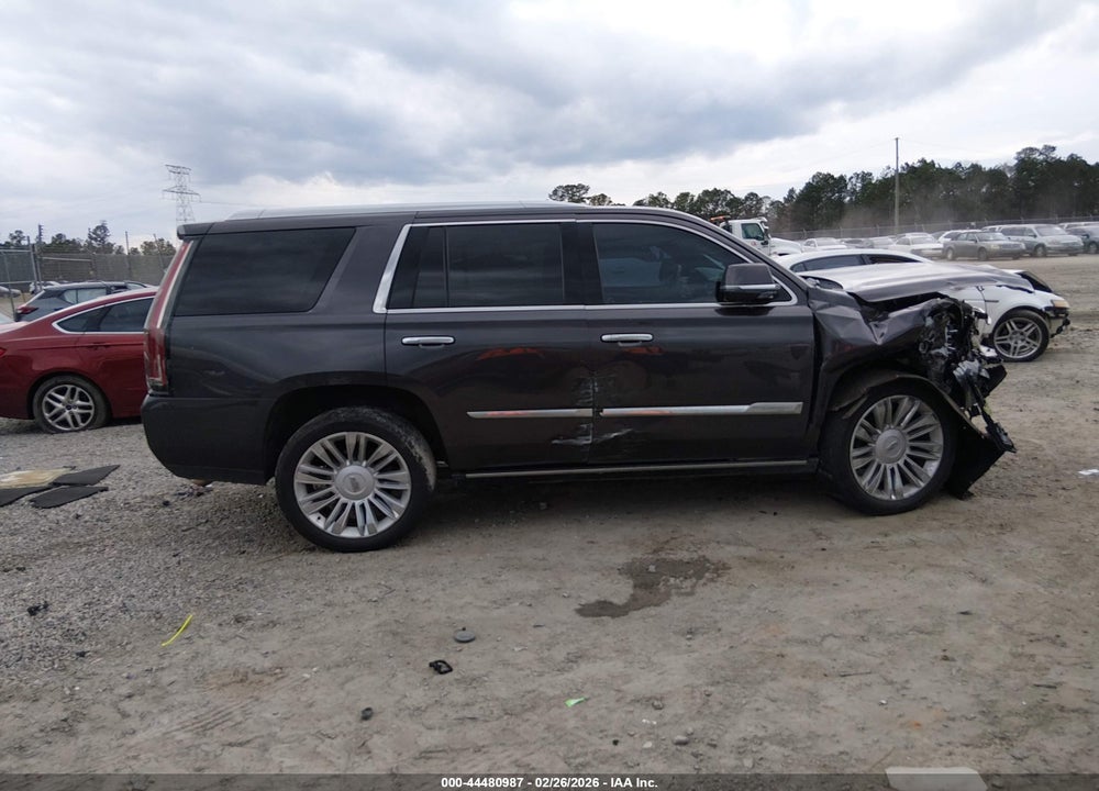 2016 CADILLAC ESCALADE PLATINUM VIN: 1GYS4DKJ9GR107901