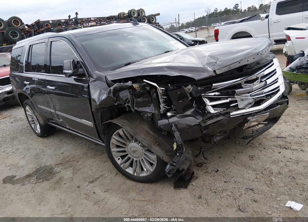 2016 CADILLAC ESCALADE PLATINUM VIN: 1GYS4DKJ9GR107901