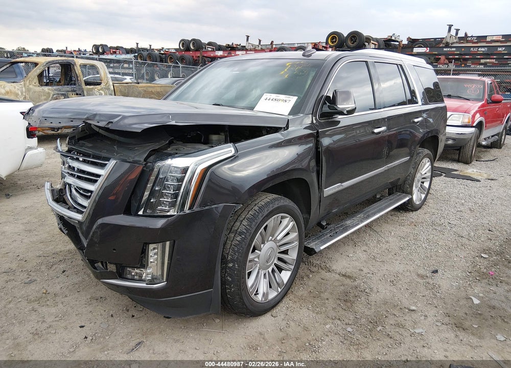 2016 CADILLAC ESCALADE PLATINUM VIN: 1GYS4DKJ9GR107901