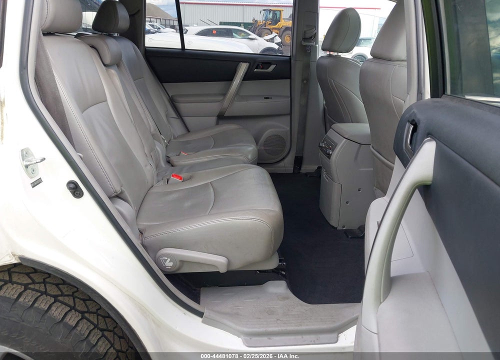 2013 TOYOTA HIGHLANDER SE V6 VIN: 5TDBK3EHXDS193618