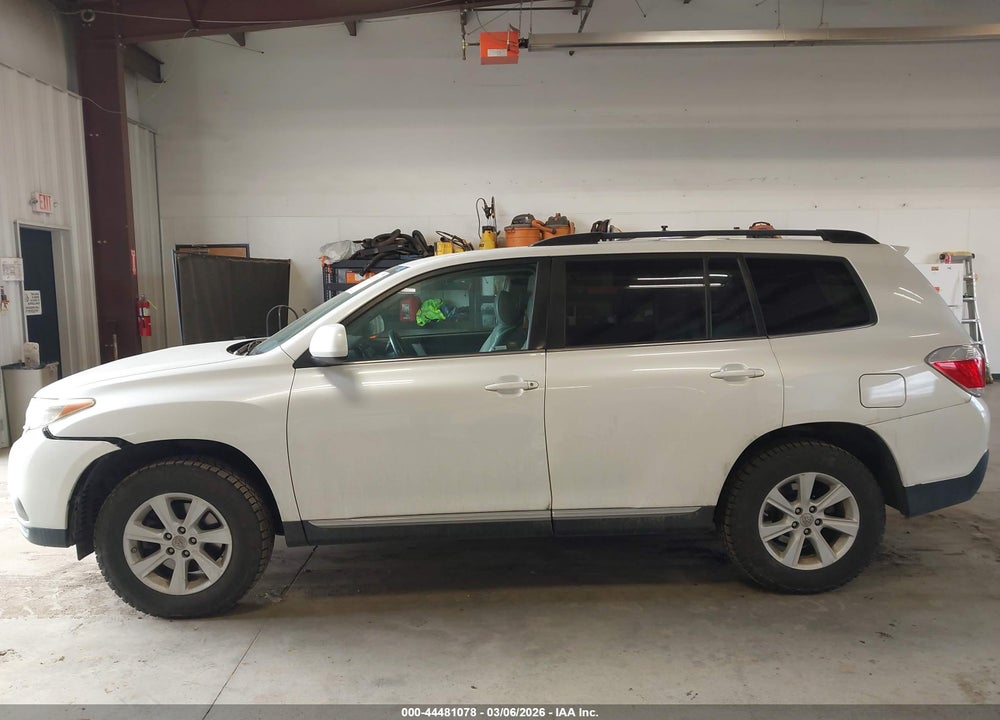 2013 TOYOTA HIGHLANDER SE V6 VIN: 5TDBK3EHXDS193618