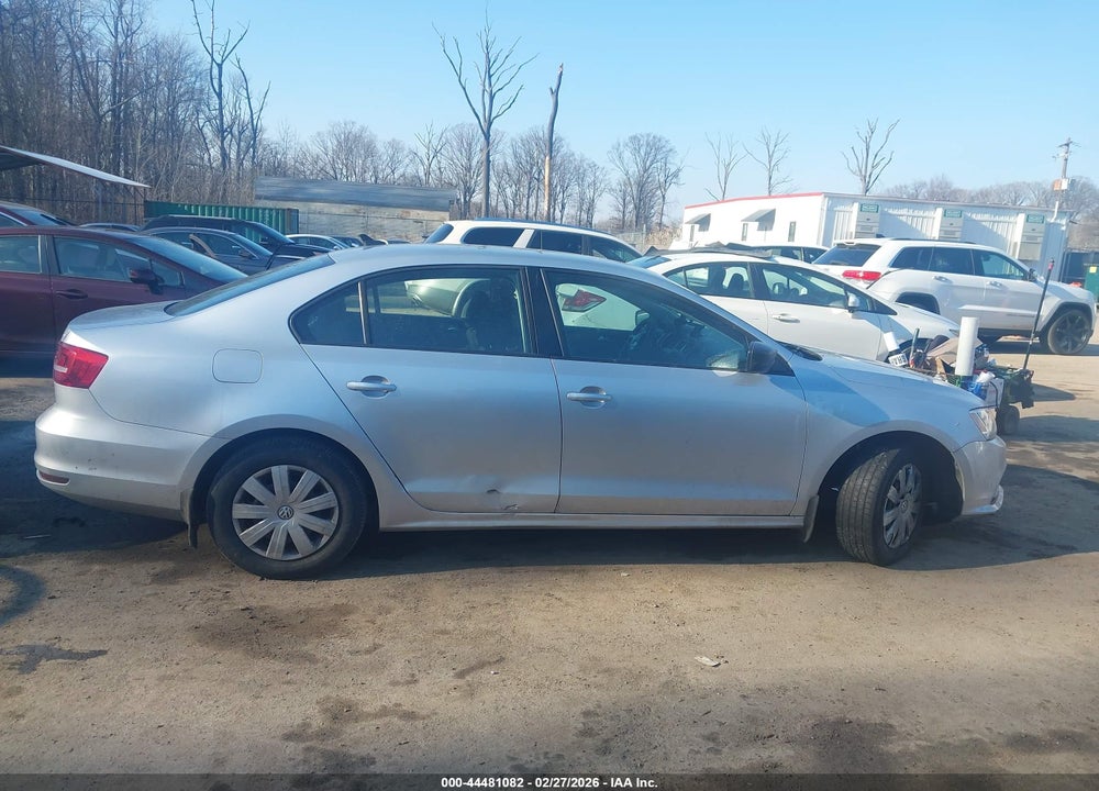 2015 VOLKSWAGEN JETTA 2.0L S VIN: 3VW2K7AJ0FM301325