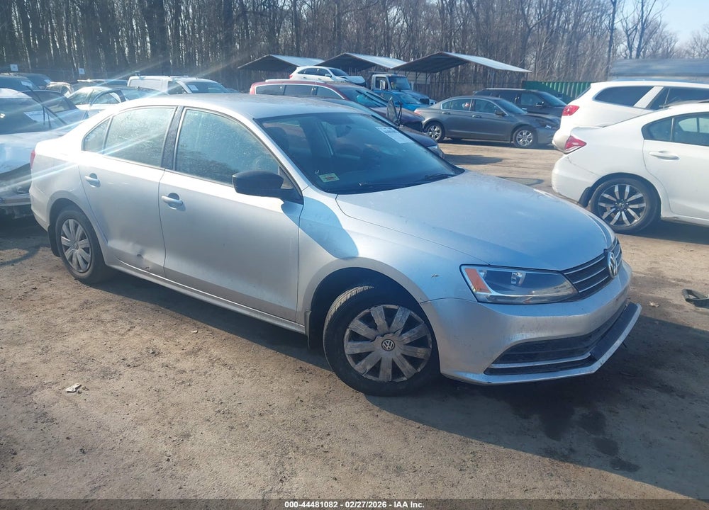 2015 VOLKSWAGEN JETTA 2.0L S VIN: 3VW2K7AJ0FM301325