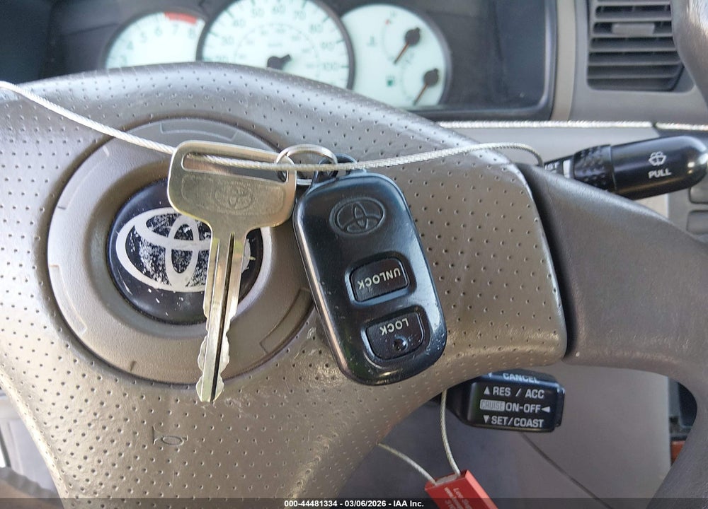 2003 TOYOTA COROLLA LE VIN: 1NXBR32EX3Z100429