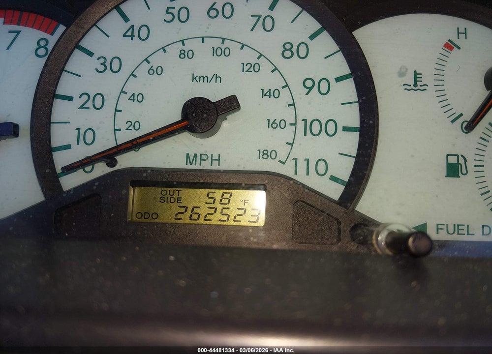 2003 TOYOTA COROLLA LE VIN: 1NXBR32EX3Z100429