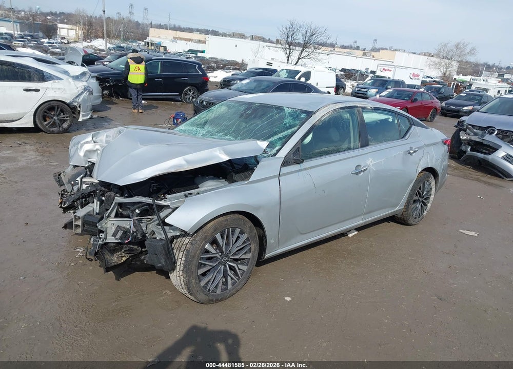 2024 NISSAN ALTIMA SV FWD VIN: 1N4BL4DV2RN304241