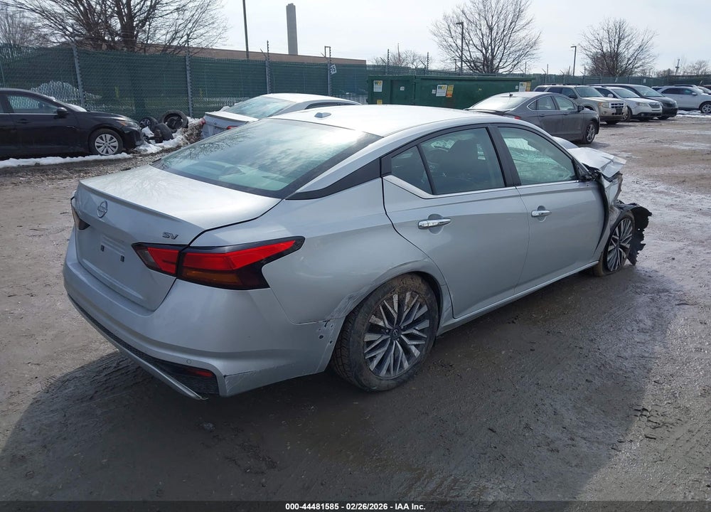 2024 NISSAN ALTIMA SV FWD VIN: 1N4BL4DV2RN304241