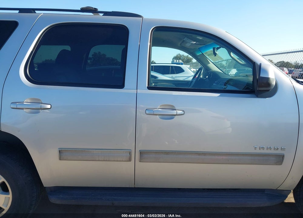 2011 CHEVROLET TAHOE LT VIN: 1GNSCBE08BR343441