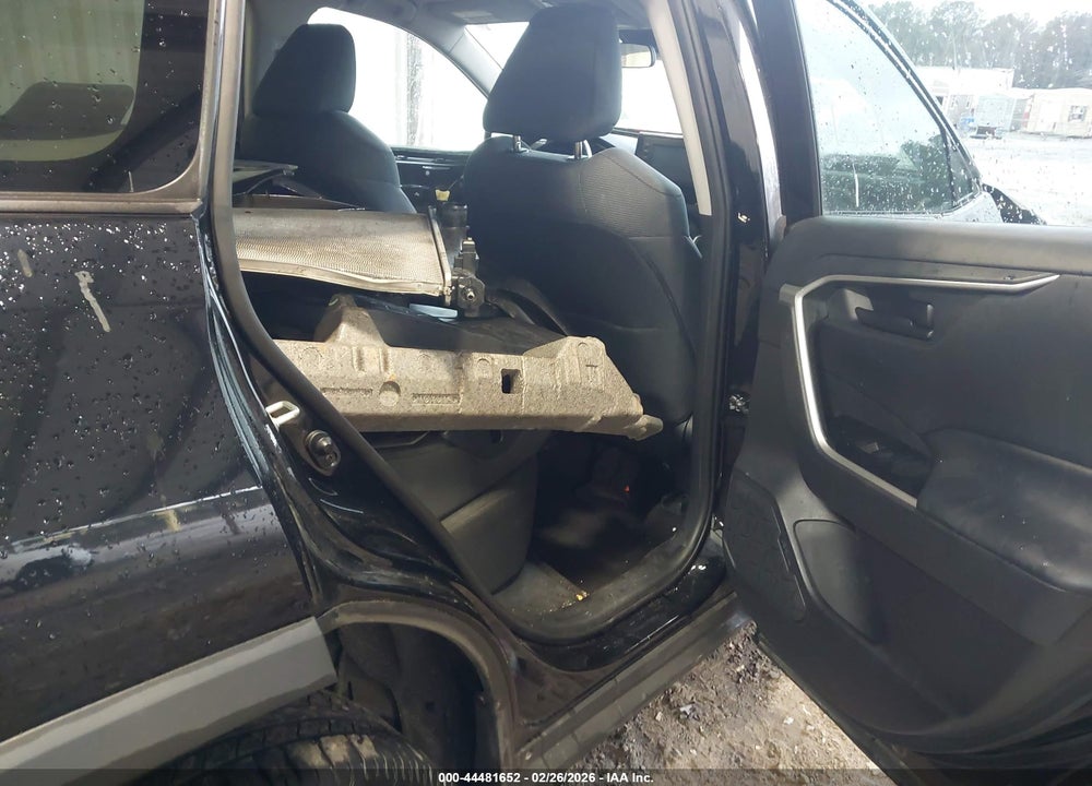 2019 TOYOTA RAV4 LE VIN: 2T3H1RFV0KW046322