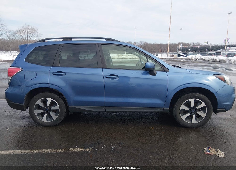 2018 SUBARU FORESTER 2.5I PREMIUM VIN: JF2SJAGC5JH461842