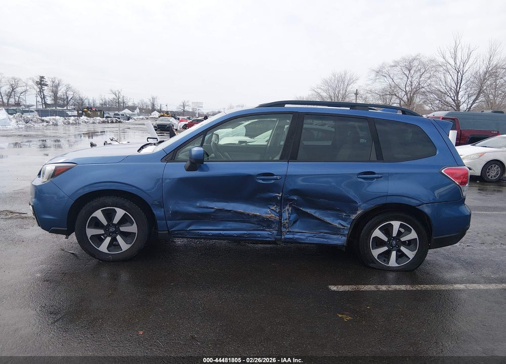 2018 SUBARU FORESTER 2.5I PREMIUM VIN: JF2SJAGC5JH461842