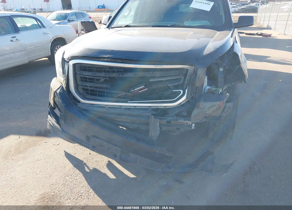 2016 GMC YUKON XL SLE VIN: 1GKS2FKC0GR100400
