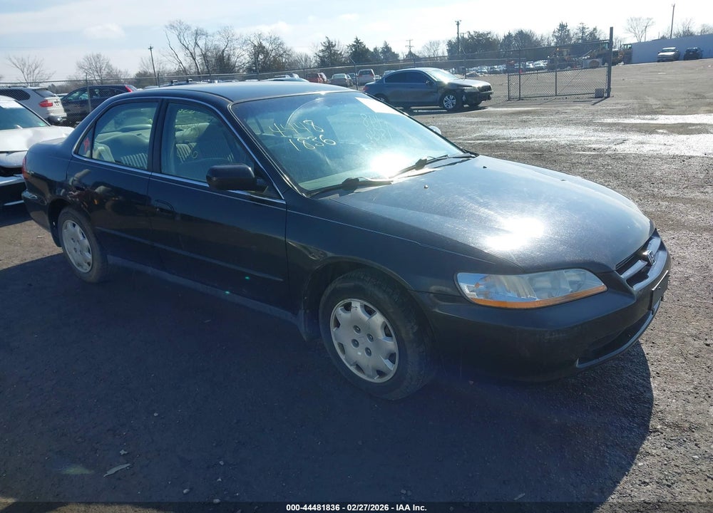 1998 HONDA ACCORD LX VIN: 1HGCG564XWA218371