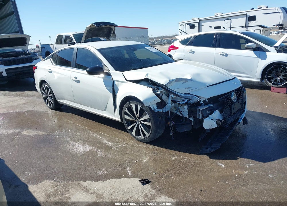 2022 NISSAN ALTIMA SR FWD VIN: 1N4BL4CV6NN326108