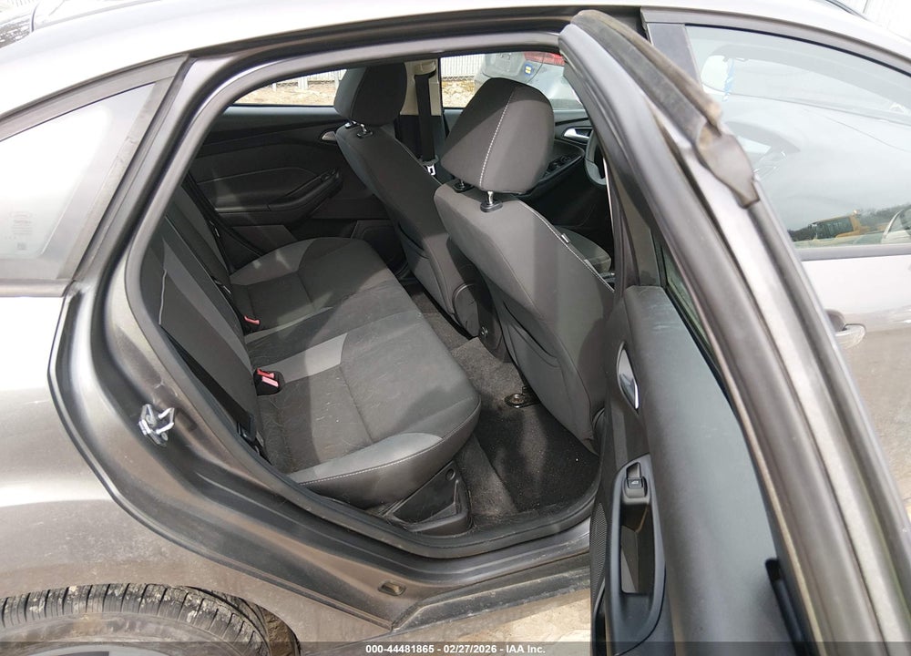 2013 FORD FOCUS SE VIN: 1FADP3F22DL141945