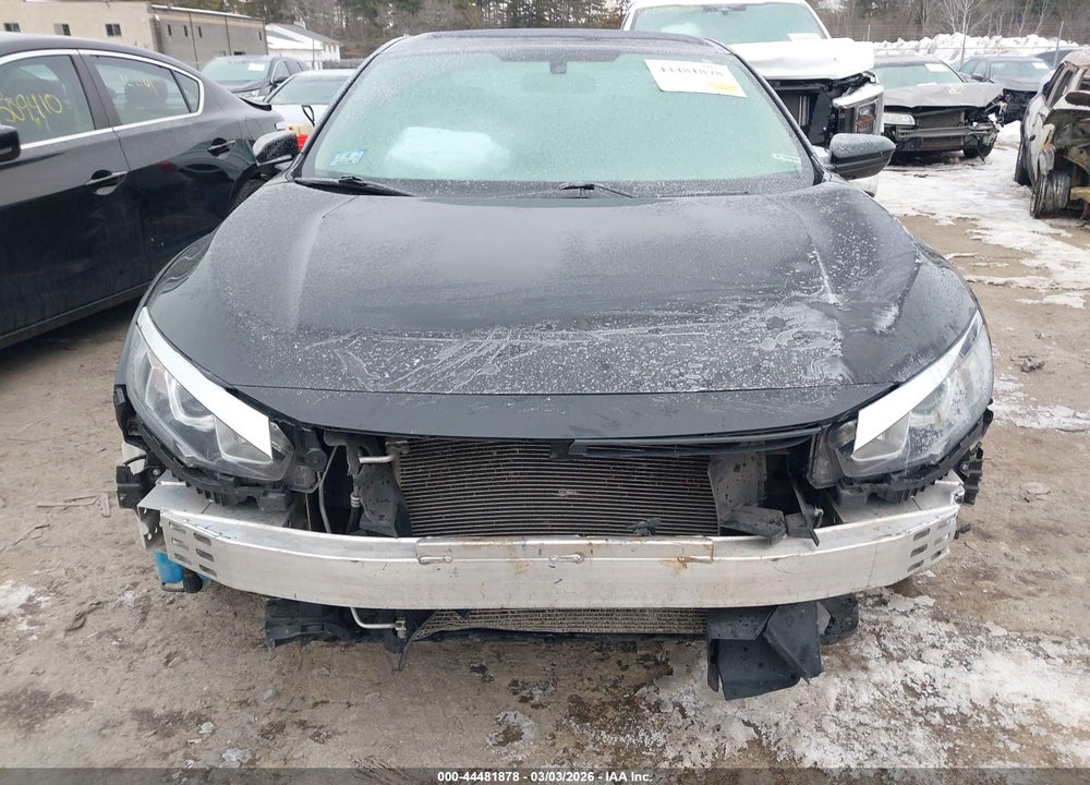 2018 HONDA CIVIC LX VIN: 2HGFC2F50JH591560