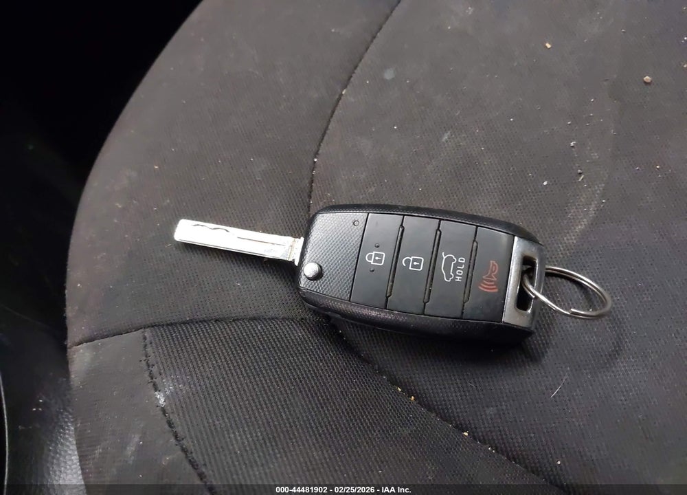 2016 KIA SOUL VIN: KNDJN2A22G7309830