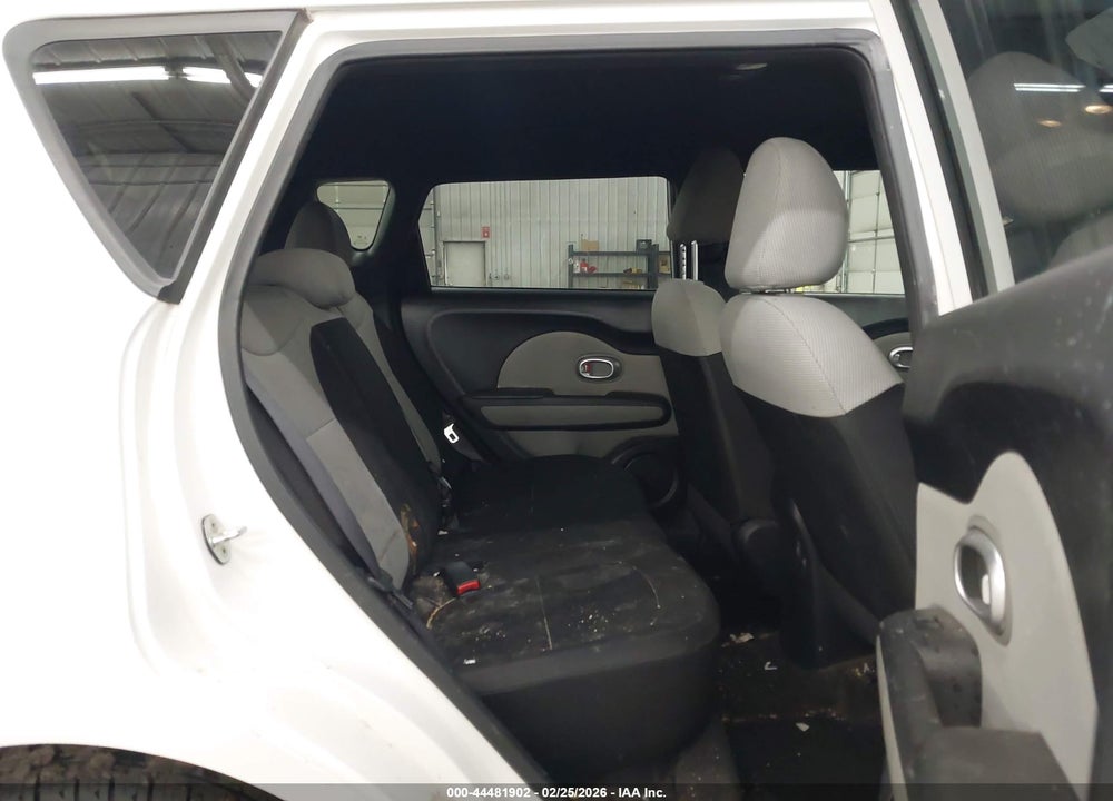 2016 KIA SOUL VIN: KNDJN2A22G7309830