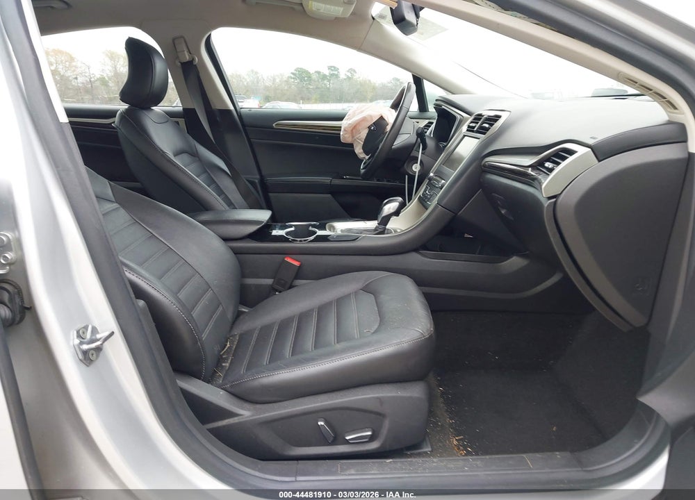2016 FORD FUSION SE VIN: 1FA6P0HD1G5129929