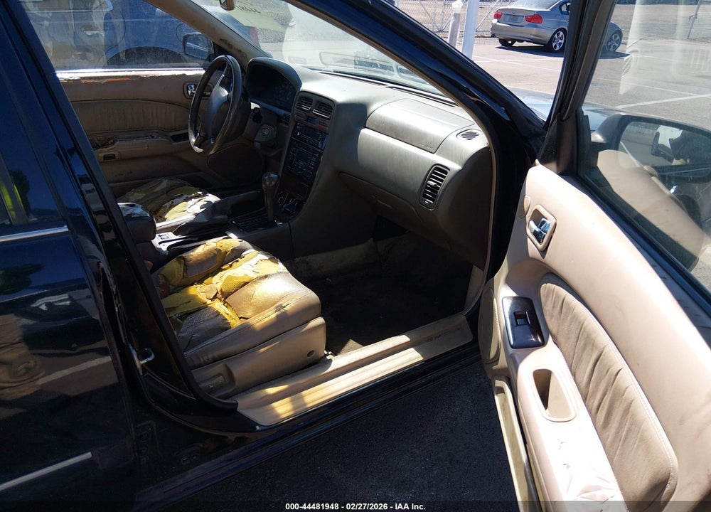 1998 INFINITI I30 STANDARD/TOURING VIN: JNKCA21A7WT614305