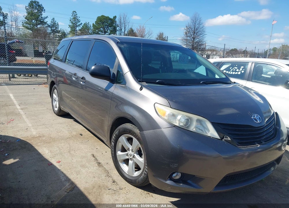 2012 TOYOTA SIENNA BASE V6 7 PASSENGER VIN: 5TDZK3DC4CS207967