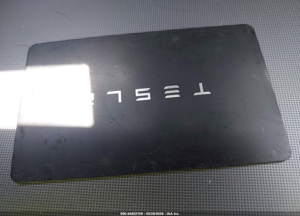 2024 TESLA MODEL 3 LONG RANGE DUAL MOTOR ALL-WHEEL DRIVE/REAR-WHEEL DRIVE VIN: 5YJ3E1EA1RF794589