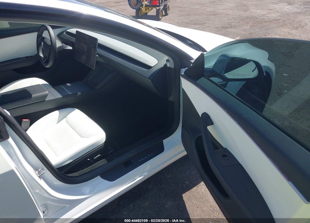 2024 TESLA MODEL 3 LONG RANGE DUAL MOTOR ALL-WHEEL DRIVE/REAR-WHEEL DRIVE VIN: 5YJ3E1EA1RF794589
