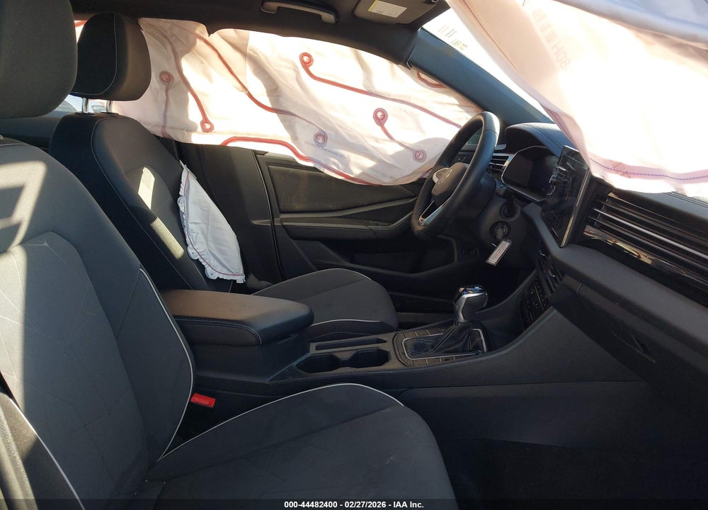 2025 VOLKSWAGEN JETTA 1.5T SPORT VIN: 3VWBX7BU0SM047863