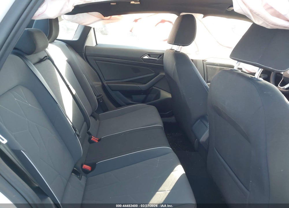 2025 VOLKSWAGEN JETTA 1.5T SPORT VIN: 3VWBX7BU0SM047863