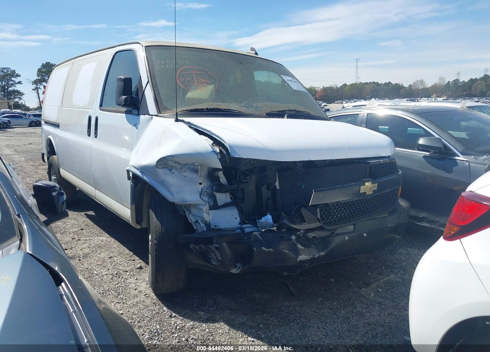 2022 CHEVROLET EXPRESS CARGO RWD 2500 REGULAR WHEELBASE WT VIN: 1GCWGAFP5N1199936