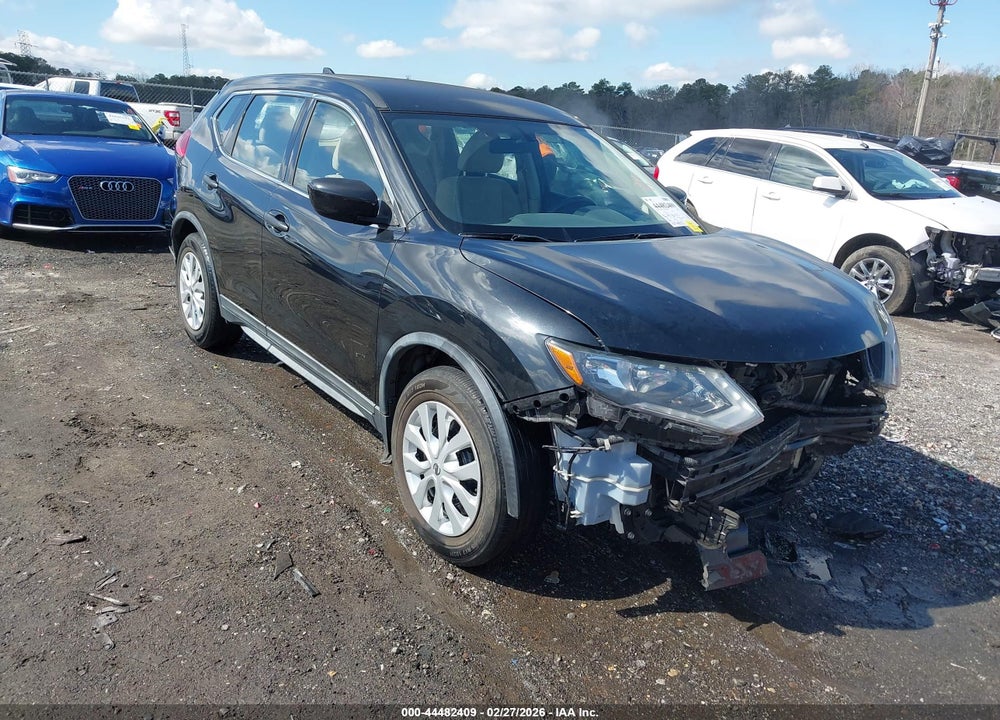 2017 NISSAN ROGUE S VIN: KNMAT2MT1HP540844
