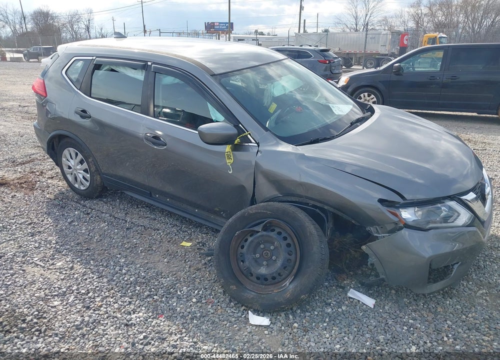 2017 NISSAN ROGUE S VIN: JN8AT2MV0HW010313
