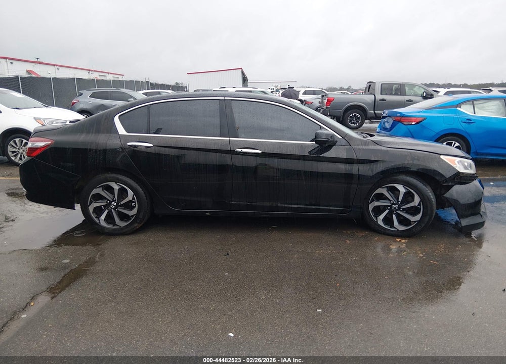 2017 HONDA ACCORD EX-L VIN: 1HGCR2F87HA002279