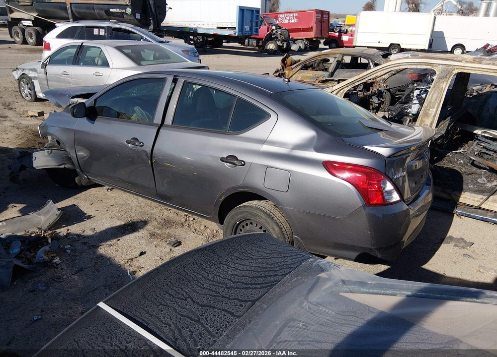 2018 NISSAN VERSA 1.6 S+ VIN: 3N1CN7AP7JL888479