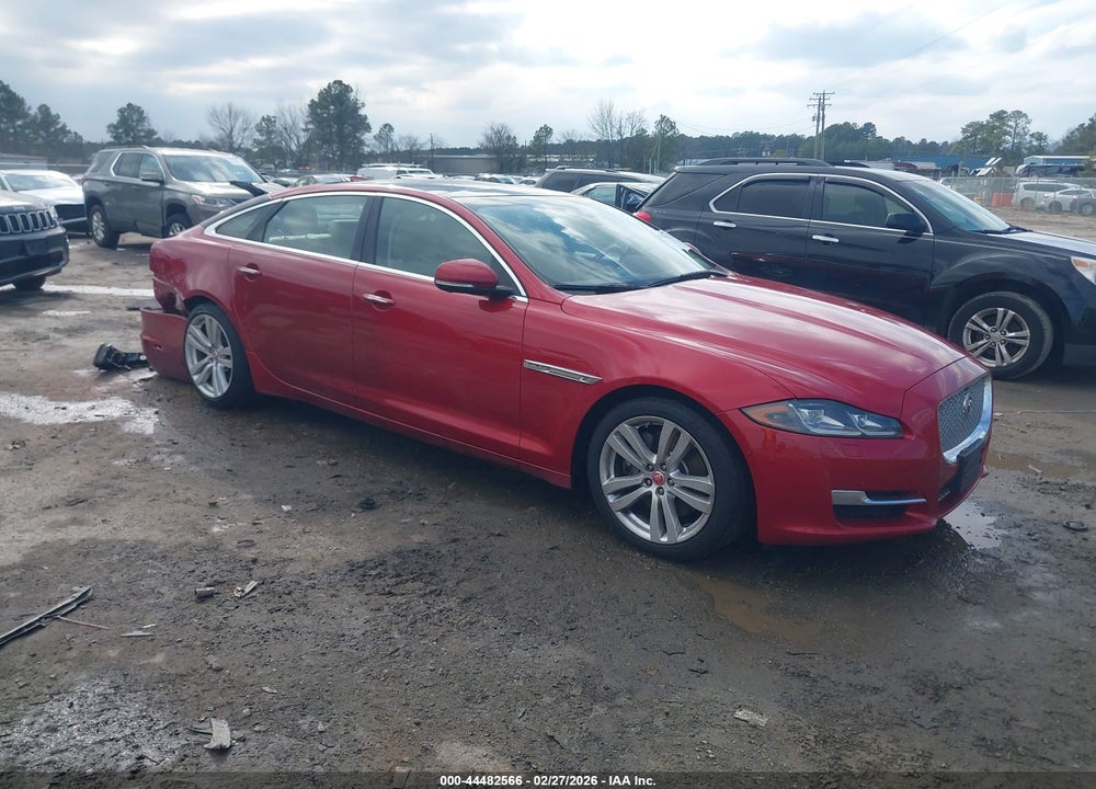 2018 JAGUAR XJ XJL PORTFOLIO VIN: SAJWJ2GD5J8W13814