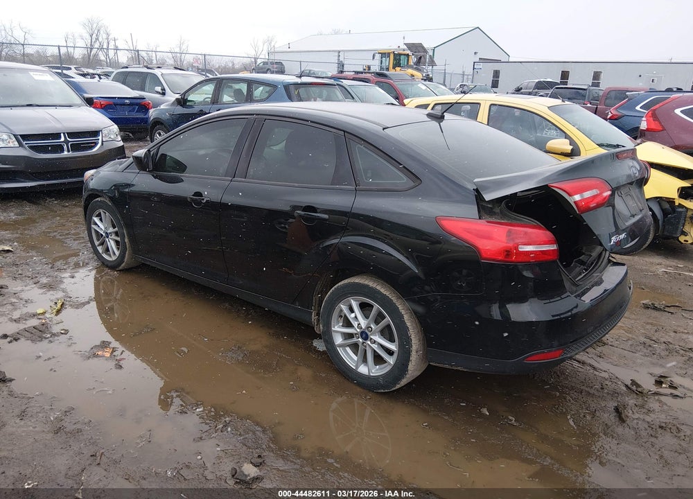 2018 FORD FOCUS SE VIN: 1FADP3F29JL239625