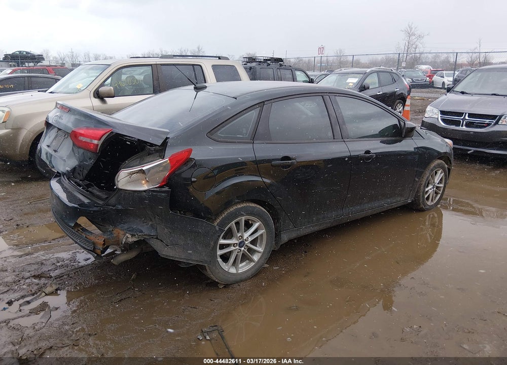 2018 FORD FOCUS SE VIN: 1FADP3F29JL239625