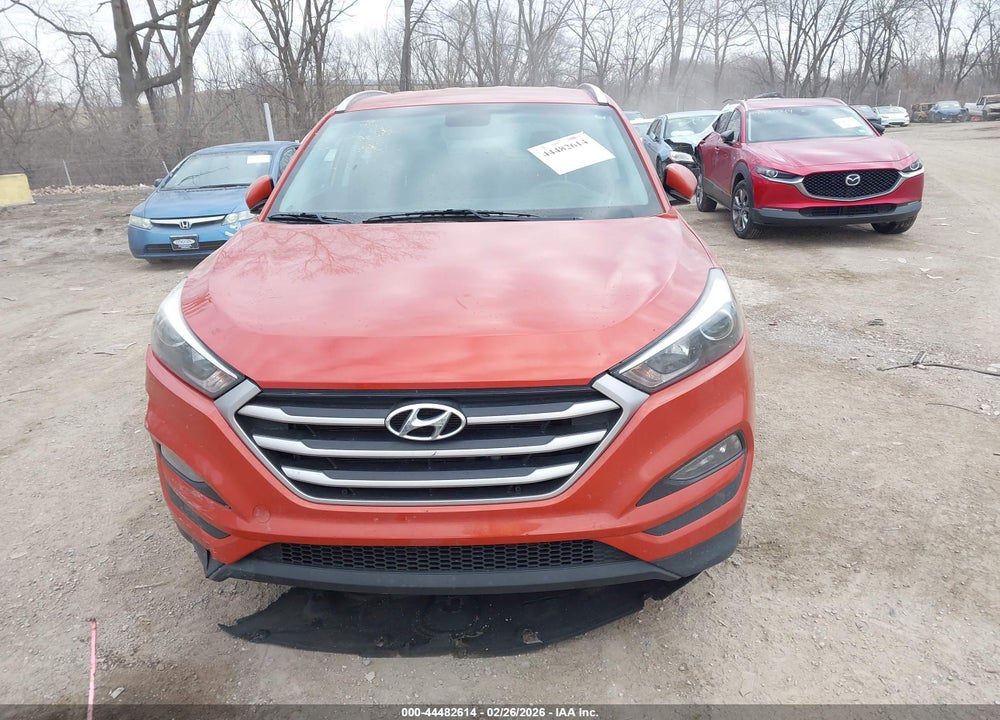 2017 HYUNDAI TUCSON SE PLUS VIN: KM8J3CA47HU448086