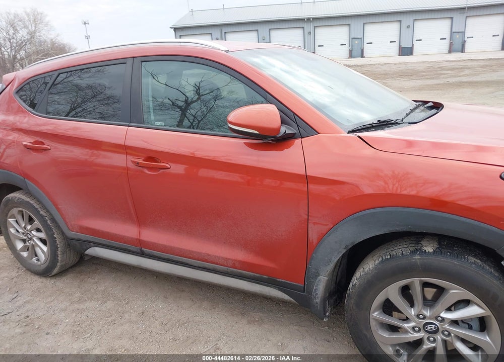2017 HYUNDAI TUCSON SE PLUS VIN: KM8J3CA47HU448086